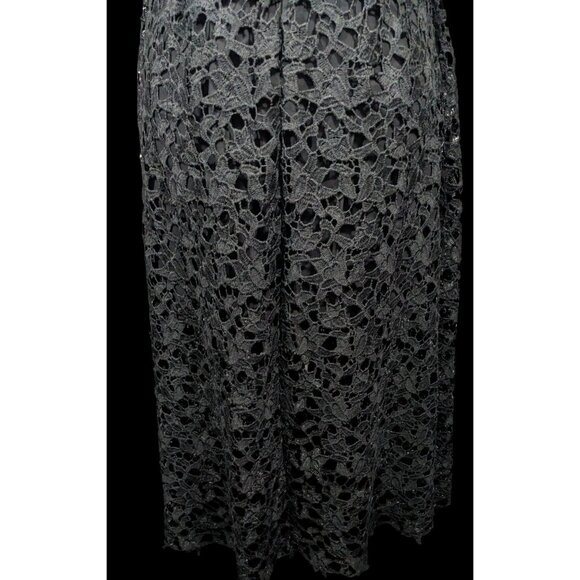 ASTR The Label Gothic Floral Lace Overlay Dress Size Medium - Picture 4 of 13